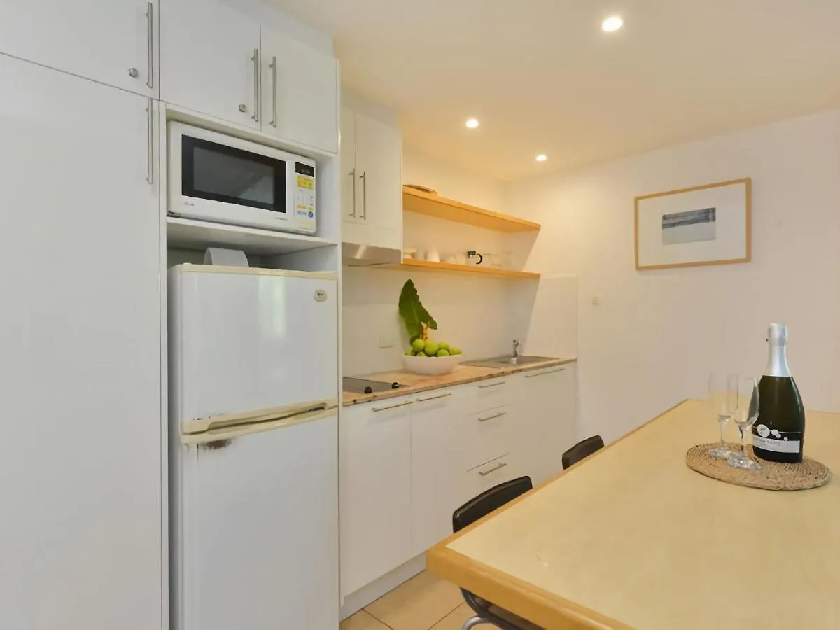 Ocean Sounds 2 Bedroom Apartment Port Douglas