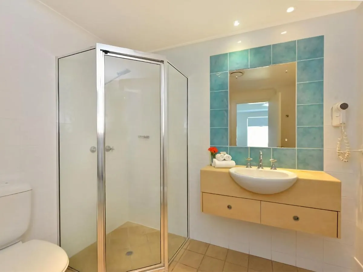 Ocean Sounds 2 Bedroom Apartment Port Douglas 0*,  Australia